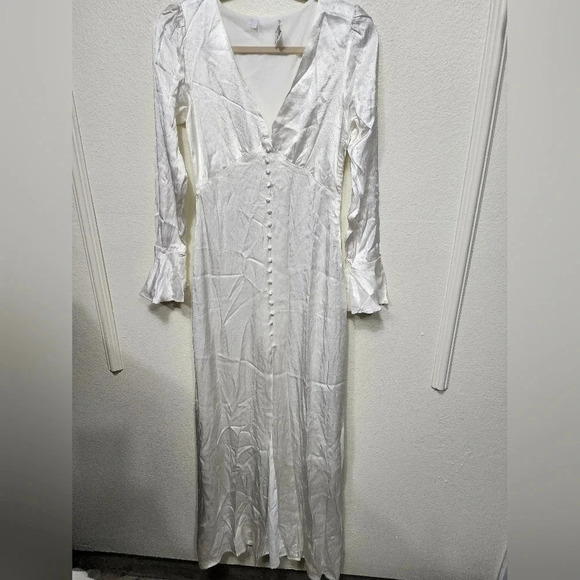 Lulus Elegant Celebration White Satin Long Sleeve Slip Maxi Dress XL Wedding - Picture 6 of 12